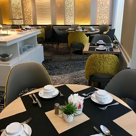 Western Carlton Hotel Annecy