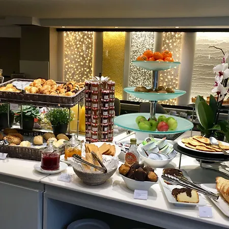 Hotel Western Carlton 4*