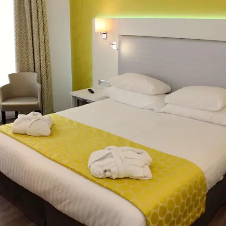 Western Carlton Hotell