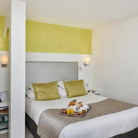 Western Carlton Hotell