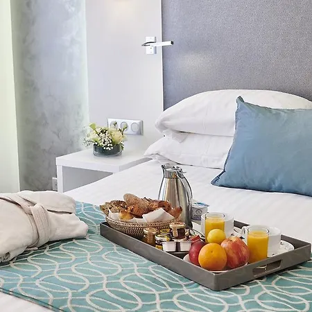 Western Carlton Hotell 4*